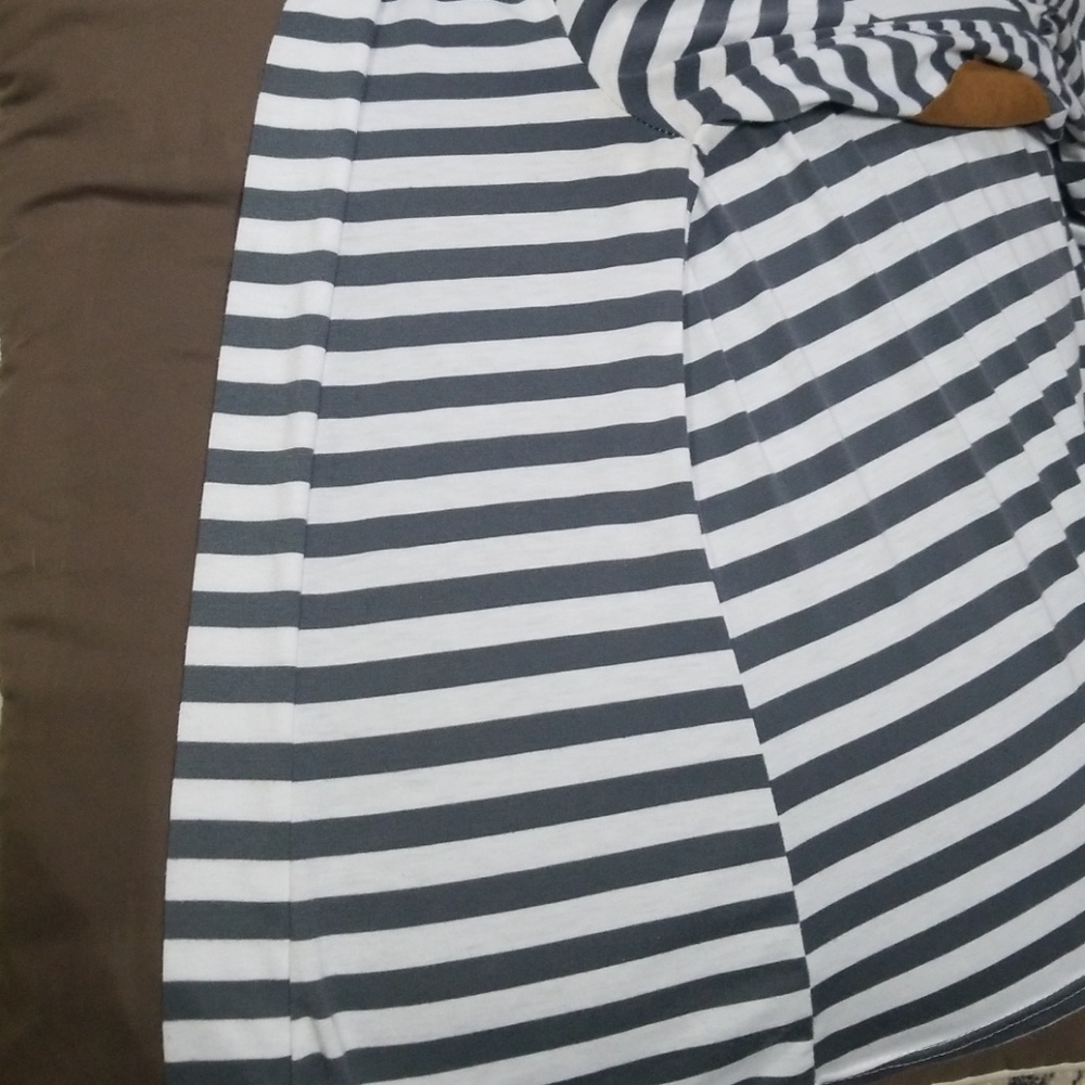 Shirt - Picture 6 of 8